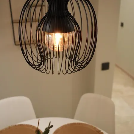 Krisjana Valdemara - Center Newly Renovated 公寓 里加