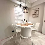 Krisjana Valdemara - Center Newly Renovated Apartman Riga
