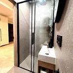 Krisjana Valdemara - Center Newly Renovated Apartamento