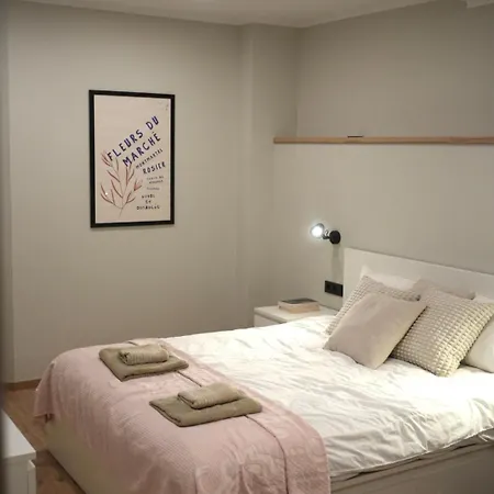 Апартаменти Krisjana Valdemara - Center Newly Renovated *