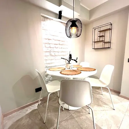 Krisjana Valdemara - Center Newly Renovated شقة ريغا