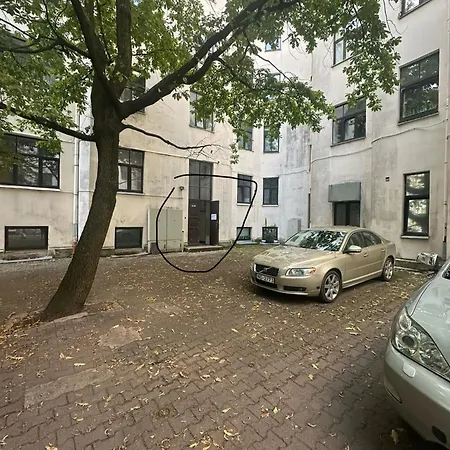 Dzīvoklis Krisjana Valdemara - Center Newly Renovated Riga